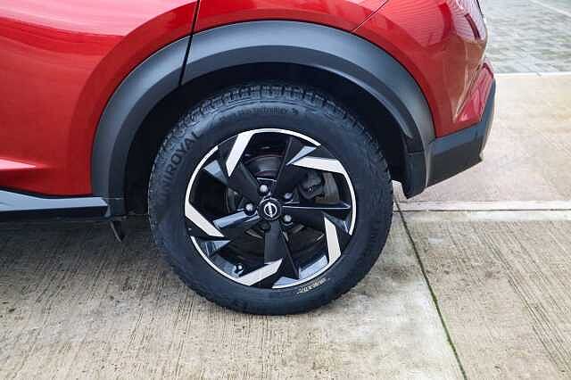Nissan Juke 1.0 DIG-T N-Connecta SUV 5dr Petrol Manual Euro 6 (s/s) (114 ps)