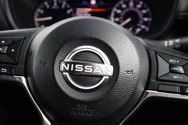 Nissan Juke 1.0 DIG-T N-Connecta SUV 5dr Petrol Manual Euro 6 (s/s) (114 ps)