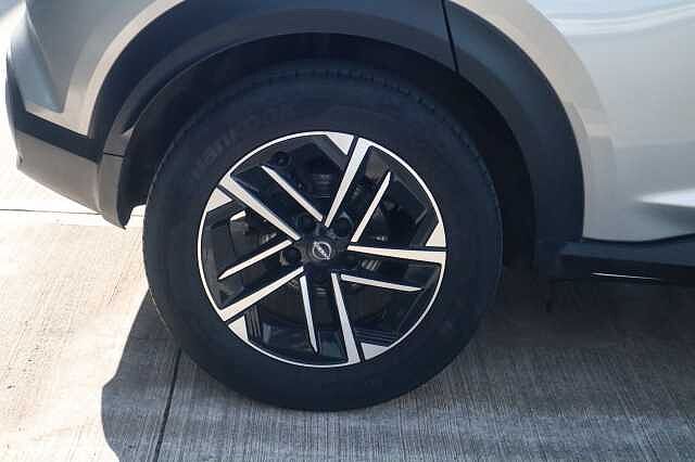 Nissan Juke 1.0 DIG-T N-Connecta SUV 5dr Petrol Manual Euro 6 (s/s) (114 ps)