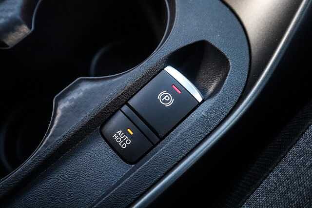 Nissan Juke 1.0 DIG-T N-Connecta SUV 5dr Petrol Manual Euro 6 (s/s) (114 ps)