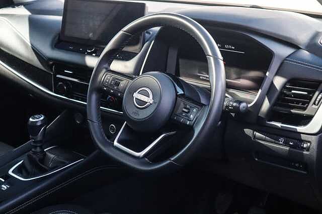 Nissan Qashqai 1.3 DIG-T MHEV N-Connecta SUV 5dr Petrol Hybrid Manual Euro 6 (s/s) (140 ps)