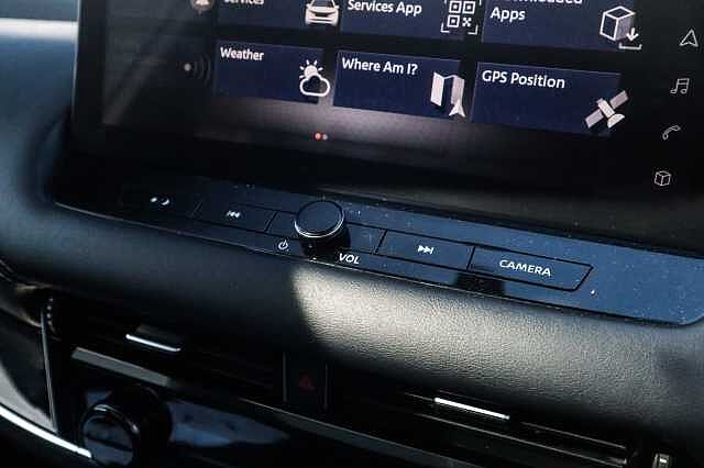 Nissan Qashqai 1.3 DIG-T MHEV N-Connecta SUV 5dr Petrol Hybrid Manual Euro 6 (s/s) (140 ps)