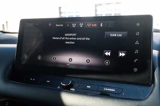 Nissan Qashqai 1.3 DIG-T MHEV N-Connecta SUV 5dr Petrol Hybrid Manual Euro 6 (s/s) (140 ps)