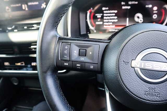 Nissan Qashqai 1.3 DIG-T MHEV N-Connecta SUV 5dr Petrol Hybrid Manual Euro 6 (s/s) (140 ps)