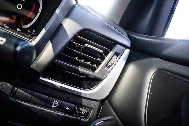 Nissan Qashqai 1.3 DIG-T MHEV N-Connecta SUV 5dr Petrol Hybrid Manual Euro 6 (s/s) (140 ps)