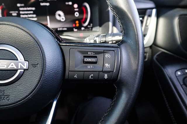 Nissan Qashqai 1.3 DIG-T MHEV N-Connecta SUV 5dr Petrol Hybrid Manual Euro 6 (s/s) (140 ps)