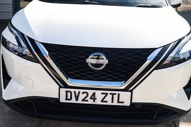 Nissan Qashqai 1.3 DIG-T MHEV N-Connecta SUV 5dr Petrol Hybrid Manual Euro 6 (s/s) (140 ps)