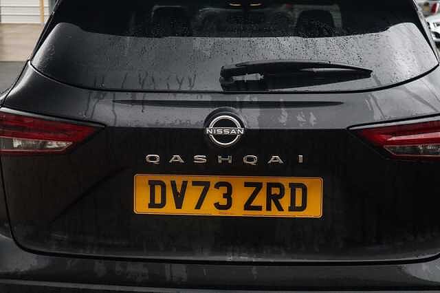 Nissan Qashqai 1.3 DIG-T MHEV N-Connecta SUV 5dr Petrol Hybrid XTRON Euro 6 (s/s) (158 ps)