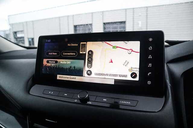 Nissan Qashqai 1.3 DIG-T MHEV N-Connecta SUV 5dr Petrol Hybrid XTRON Euro 6 (s/s) (158 ps)