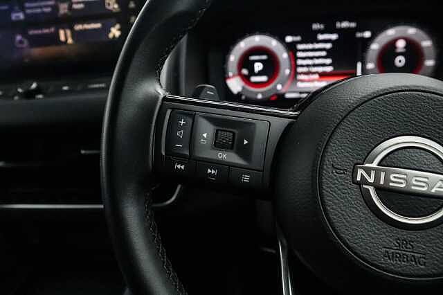 Nissan Qashqai 1.3 DIG-T MHEV N-Connecta SUV 5dr Petrol Hybrid XTRON Euro 6 (s/s) (158 ps)