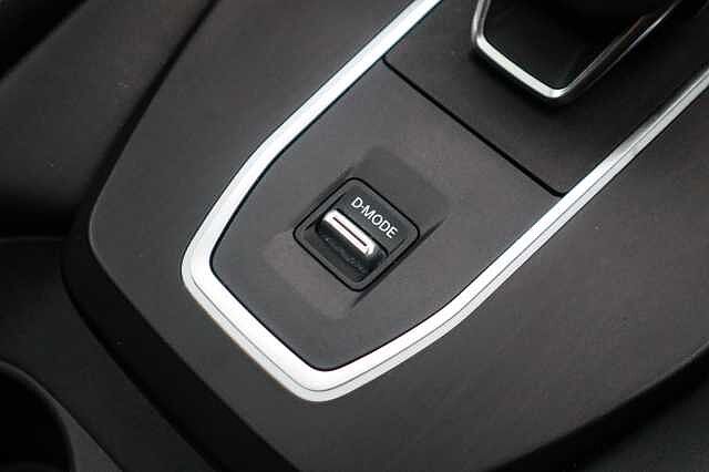 Nissan Qashqai 1.3 DIG-T MHEV N-Connecta SUV 5dr Petrol Hybrid XTRON Euro 6 (s/s) (158 ps)