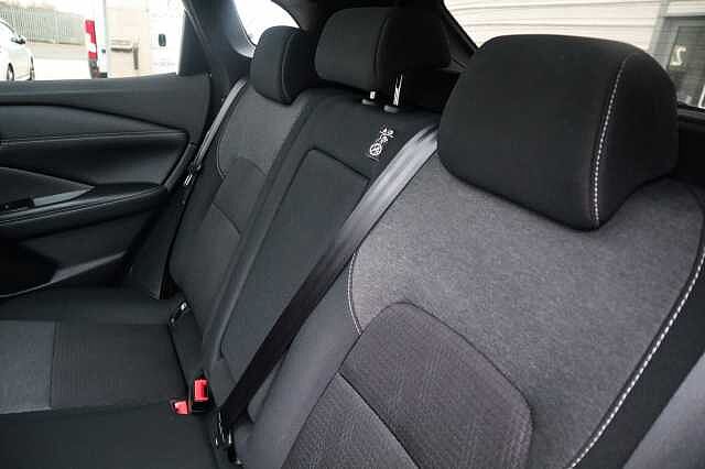 Nissan Qashqai 1.3 DIG-T MHEV N-Connecta SUV 5dr Petrol Hybrid XTRON Euro 6 (s/s) (158 ps)