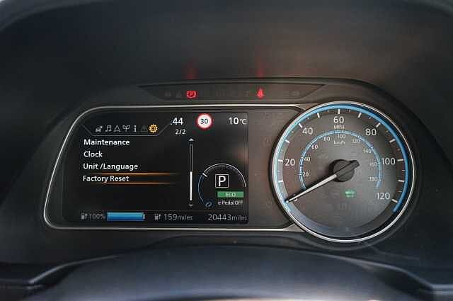 Nissan Leaf 40kWh Tekna Hatchback 5dr Electric Auto (150 ps)
