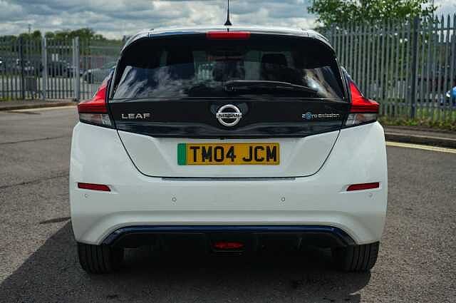 Nissan Leaf 40kWh Tekna Hatchback 5dr Electric Auto (150 ps)