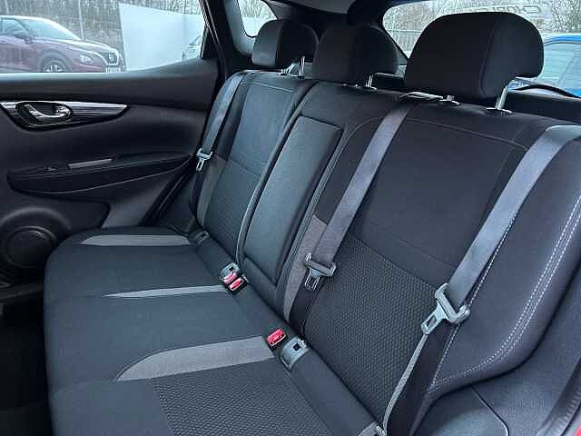 Nissan Qashqai 1.3 DIG-T Acenta Premium SUV 5dr Petrol Manual Euro 6 (s/s) (140 ps)