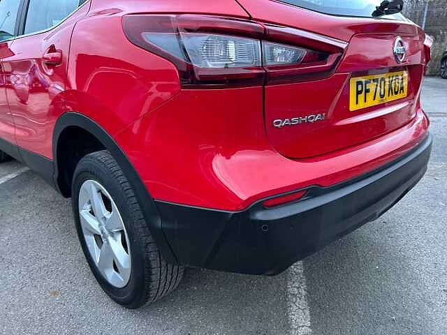 Nissan Qashqai 1.3 DIG-T Acenta Premium SUV 5dr Petrol Manual Euro 6 (s/s) (140 ps)
