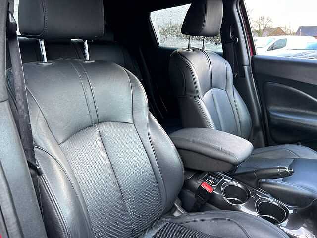 Nissan Juke 1.6 Tekna SUV 5dr Petrol XTRON Euro 6 (117 ps)