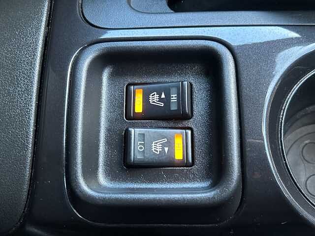 Nissan Juke 1.6 Tekna SUV 5dr Petrol XTRON Euro 6 (117 ps)