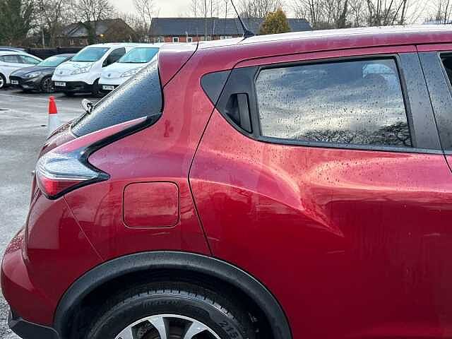 Nissan Juke 1.6 Tekna SUV 5dr Petrol XTRON Euro 6 (117 ps)