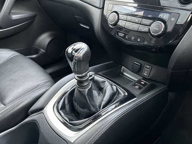 Nissan X-Trail 1.7 dCi Tekna SUV 5dr Diesel Manual Euro 6 (s/s) (150 ps)