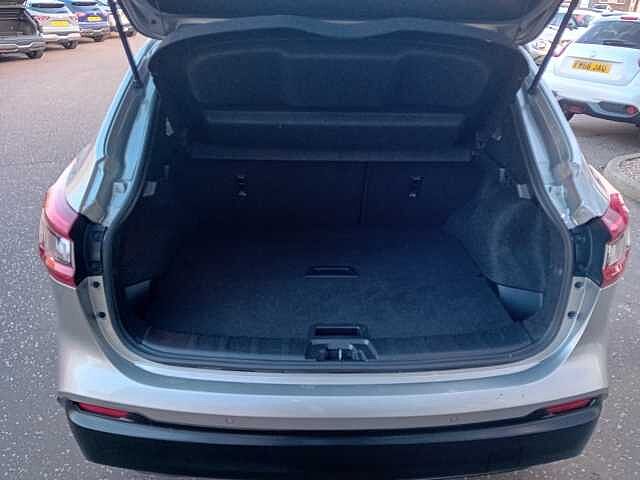 Nissan Qashqai 1.5 dCi N-Connecta 5dr