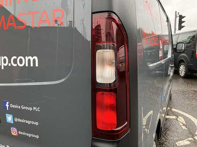Nissan Primastar 2.0 dCi 130ps H1 Acenta Van