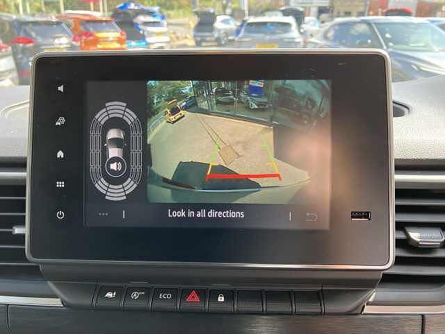 Nissan Primastar 2.0 dCi 130ps H1 Tekna Van