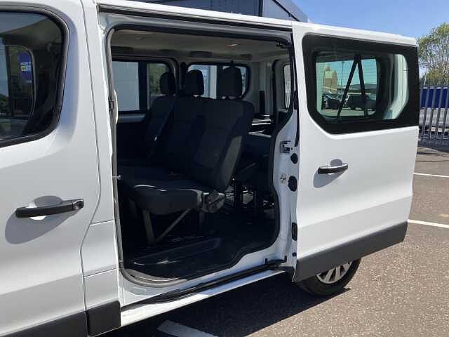 Nissan Primastar 2.0 dCi 110ps H1 Tekna Van