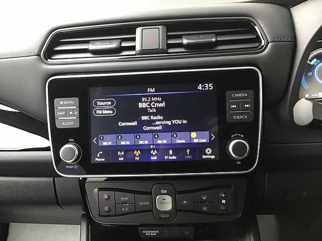 Nissan Leaf E (110kw) N-Connecta (39kWh) 5 Dr Hatchback