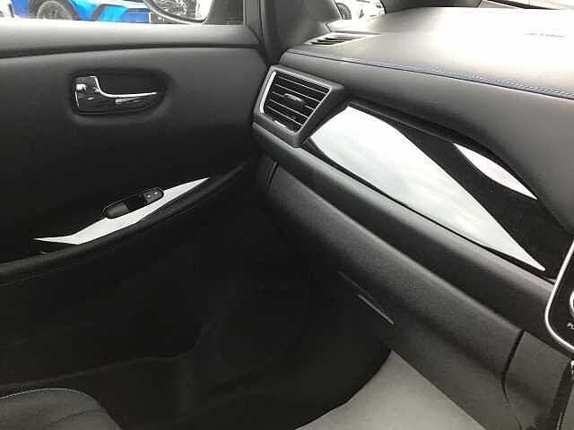 Nissan Leaf E (110kw) N-Connecta (39kWh) 5 Dr Hatchback