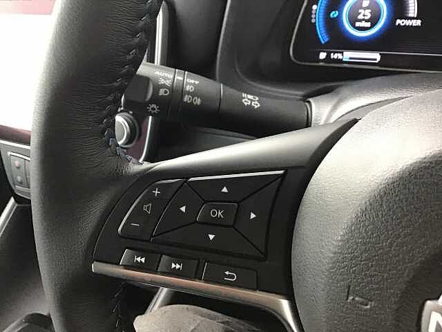 Nissan Leaf E (110kw) N-Connecta (39kWh) 5 Dr Hatchback
