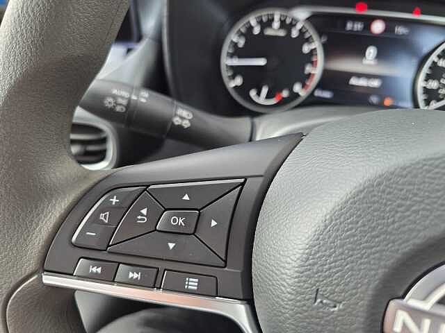 Nissan Juke 1.0 DiG-T Acenta Premium 5dr