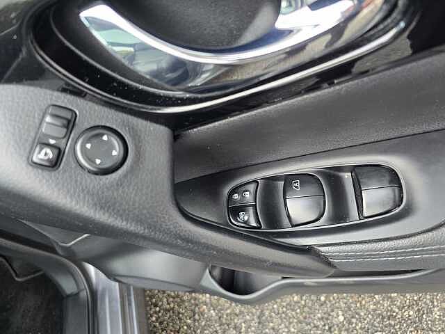 Nissan Qashqai 1.5 dCi Tekna [Non-Panoramic] 5dr