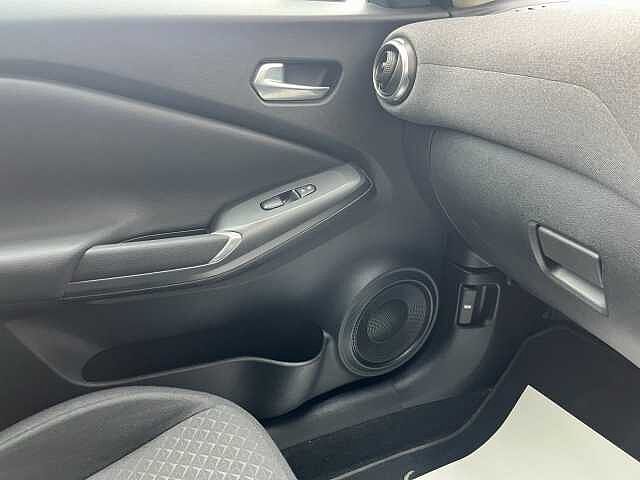 Nissan Juke 1.0 DiG-T Acenta Premium 5dr