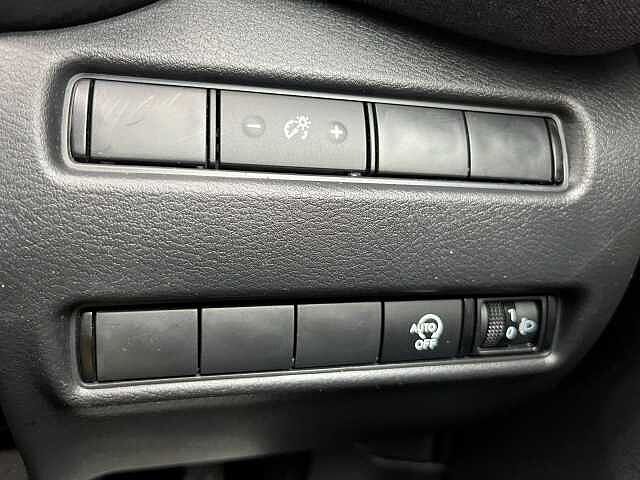 Nissan Juke 1.0 DiG-T Acenta Premium 5dr