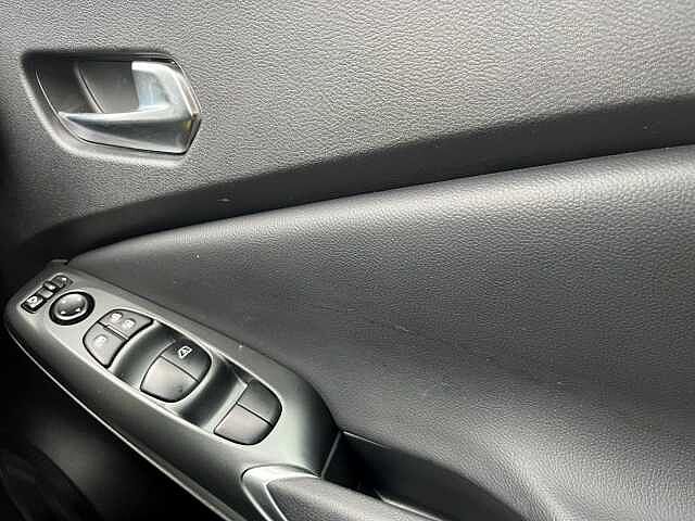 Nissan Juke 1.0 DiG-T Acenta Premium 5dr