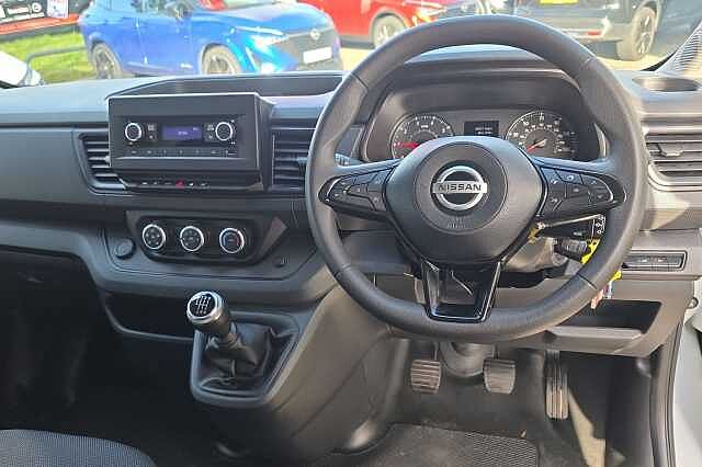 Nissan Primastar 30 L1 2.0 dCi 130ps H1 Acenta Van
