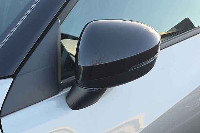 Nissan Juke 1.0 DiG-T 114 N-Connecta 5dr