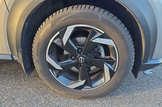 Nissan Juke 1.0 DiG-T 114 N-Connecta 5dr