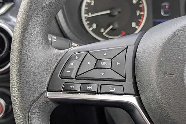 Nissan Juke 1.0 DiG-T 114 Visia 5dr