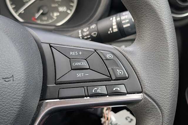 Nissan Juke 1.0 DiG-T 114 Visia 5dr