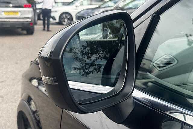 Nissan Qashqai 1.3 DiG-T MH N-Connecta 5dr