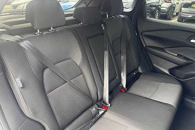 Nissan Qashqai 1.3 DiG-T MH N-Connecta 5dr