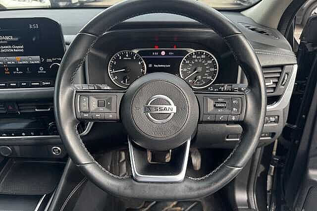 Nissan Qashqai 1.3 DiG-T MH N-Connecta 5dr