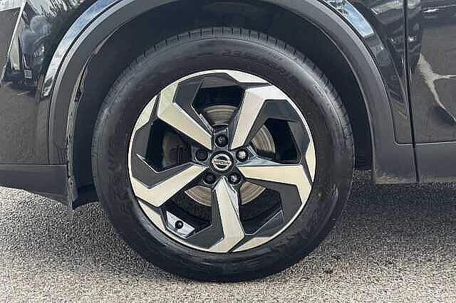 Nissan Qashqai 1.3 DiG-T MH N-Connecta 5dr