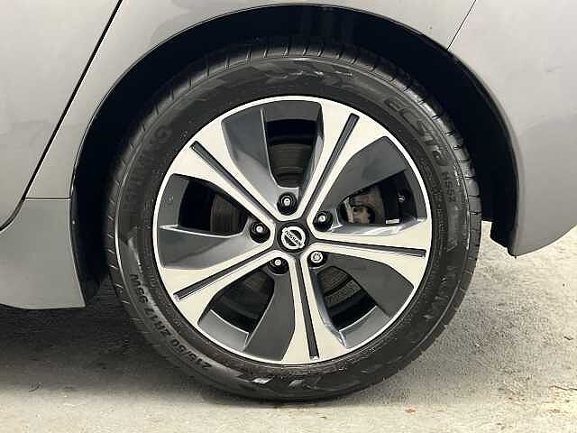 Nissan LEAF 40kWh Tekna