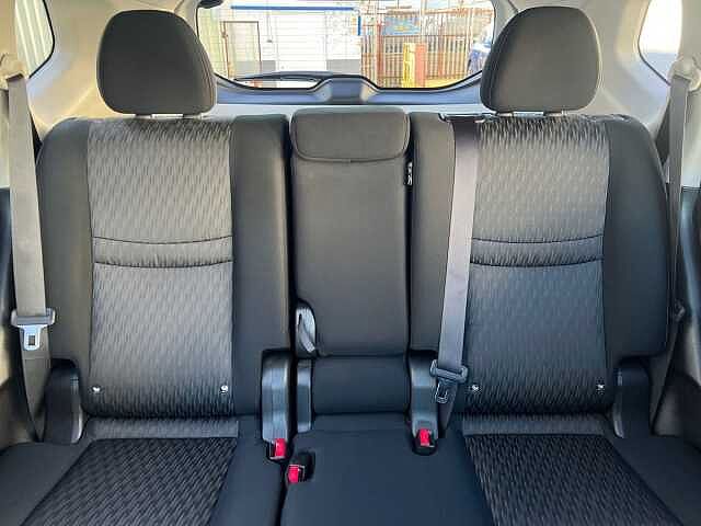 Nissan X-TRAIL dCi Acenta Premium