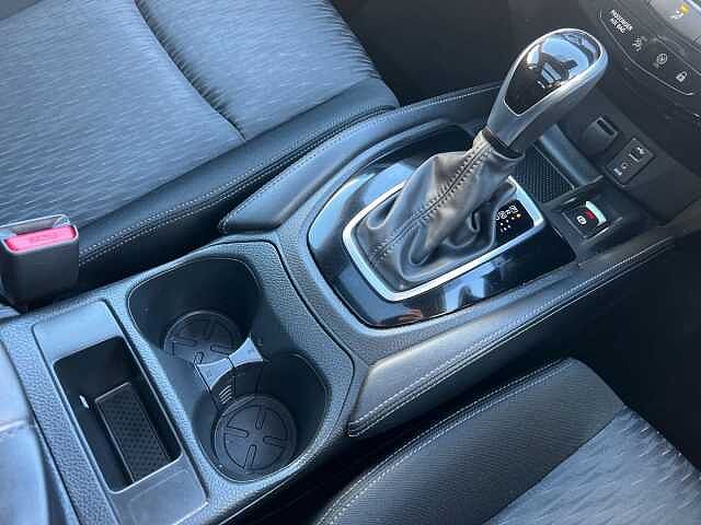 Nissan X-TRAIL dCi Acenta Premium