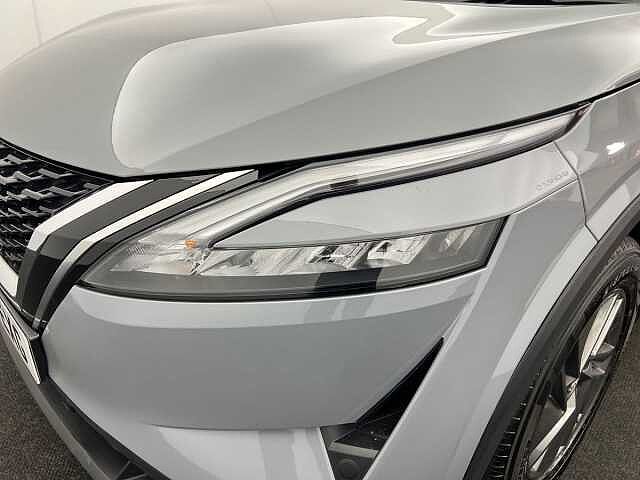 Nissan QASHQAI DiG-T MH Acenta Premium