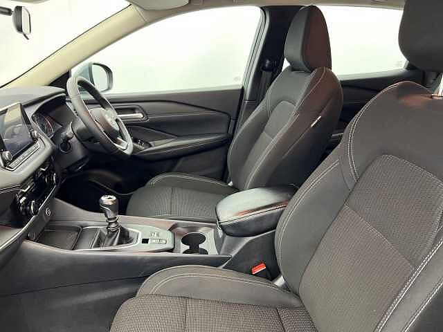 Nissan QASHQAI DiG-T MH Acenta Premium